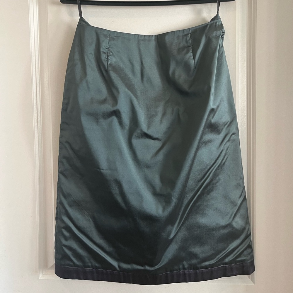 Rene Lezard Satin Midi Skirt, size 38 (German) or US 6